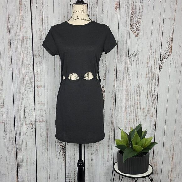 NWOT Cut Out Knotted Black Fitted Short Sleeve Bodycon Chic Sexy Mini Dress - Picture 1 of 5